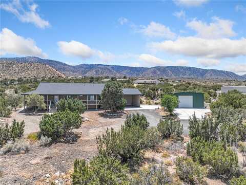 375 Canyon Road, Pinon Hills, CA 92372