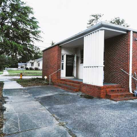 102 W Market Street, Timmonsville, SC 29161