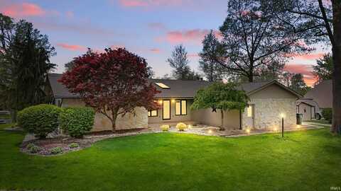210 W 600 S, Wolcottville, IN 46795