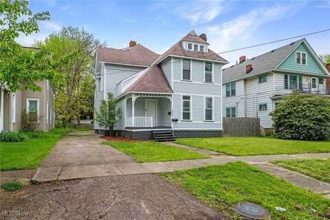 3894 W 33rd Street, Cleveland, OH 44109