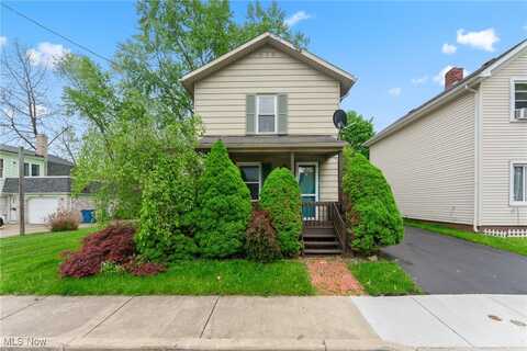 215 Holford Avenue, Niles, OH 44446