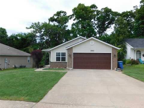 1411 Cresent ST, Bentonville, AR 72712