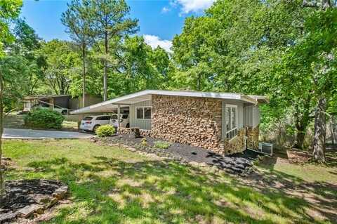 733 N Crest DR, Fayetteville, AR 72701