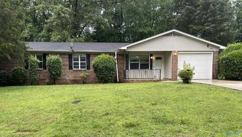 5020 Ortega Circle NW, Huntsville, AL 35810