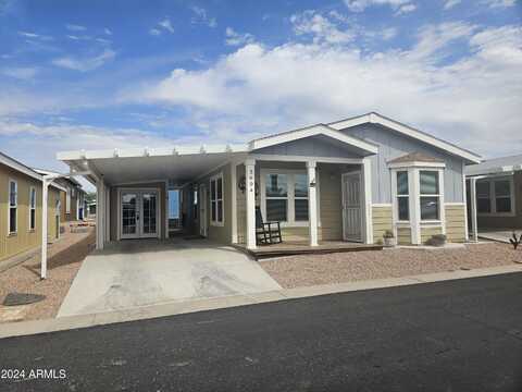 650 N Hawes Road, Mesa, AZ 85207