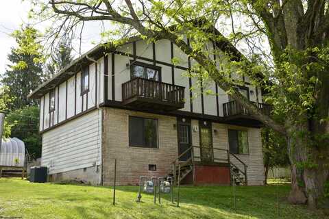 12-14 Brown Avenue, Weston, WV 26452