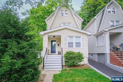 29 Dean Street, Glen Rock, NJ 07452
