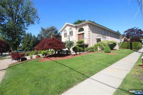 499 Morse Avenue, Ridgefield, NJ 07657