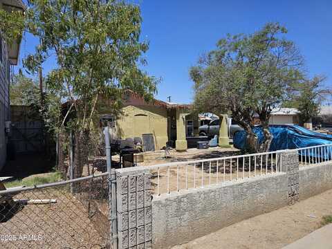 6706 N 54TH Drive, Glendale, AZ 85301