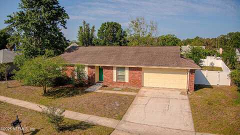 2474 SUMMER TREE Road E, Jacksonville, FL 32246