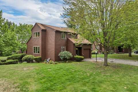 16 Gloucester Lane, Nashua, NH 03063