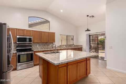 15075 W TAYLOR Street, Goodyear, AZ 85338