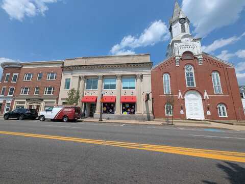 22 South Main Street, Rochester, NH 03867