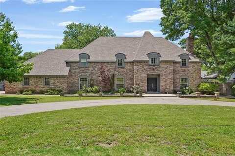 5922 S Jamestown Avenue, Tulsa, OK 74135