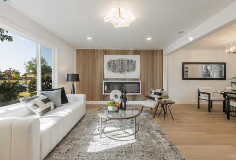 1568 Fallen Leaf Dr, Milpitas, CA 95035