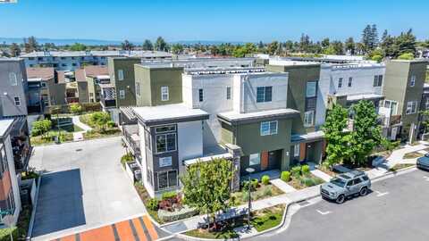 29231 Hub Ct, Hayward, CA 94544