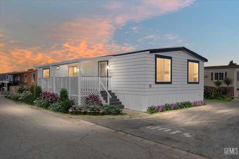 225 Vivian Lane, Bakersfield, CA 93308
