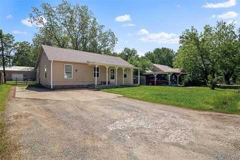 311 N Ora Street, Pryor, OK 74361