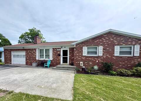 665 Tuckahoe Rd, WHITE SULPHUR SPRINGS, WV 24986