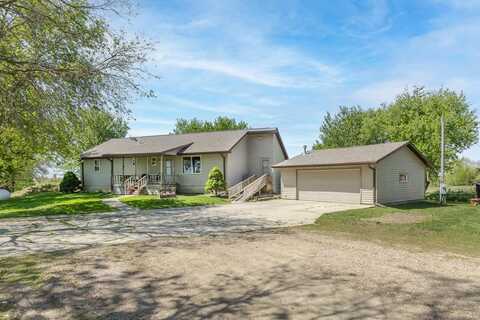 23215 Gum Ave., Onawa, IA 51040