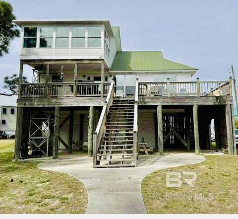 917 Delchamps Avenue, Dauphin Island, AL 36528