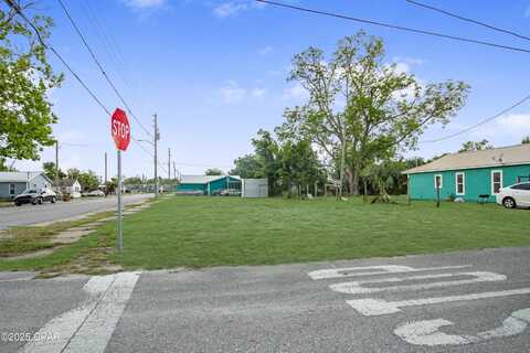 524 Martin Luther King Boulevard, Port Saint Joe, FL 32456