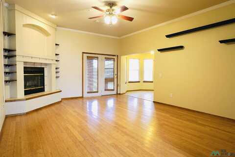 2324 Country Meadows Drive, Clovis, NM 88101