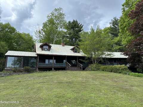 76 Corashire Rd, New Marlborough, MA 01230