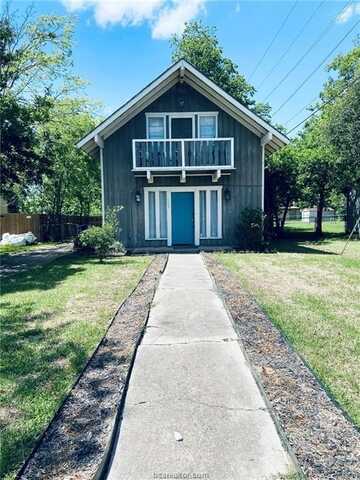 105 Moss Street, College Station, TX 77840