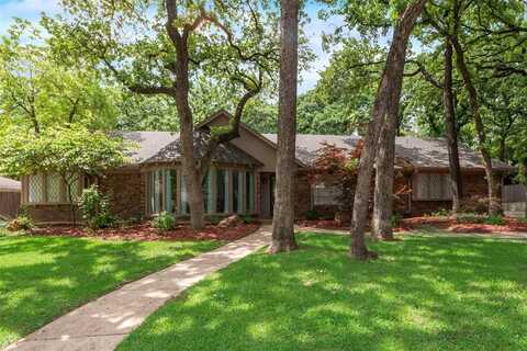 2508 Oak Manor Court, Arlington, TX 76012