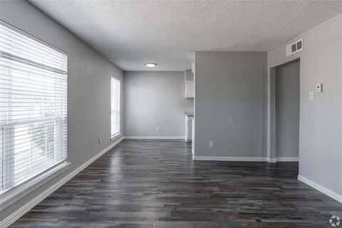 2728 N Buckner Boulevard, Dallas, TX 75228