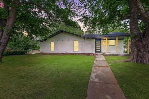 406 Rickey Canyon Avenue, DeSoto, TX 75115