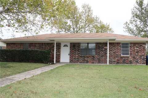 122 Southside Drive, Sanger, TX 76266