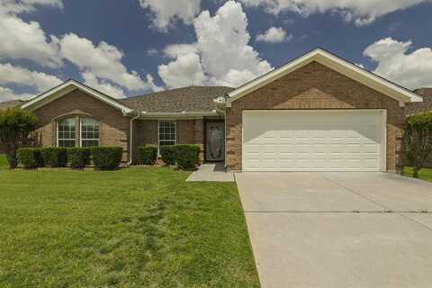 405 McMurtry Drive, Arlington, TX 76002