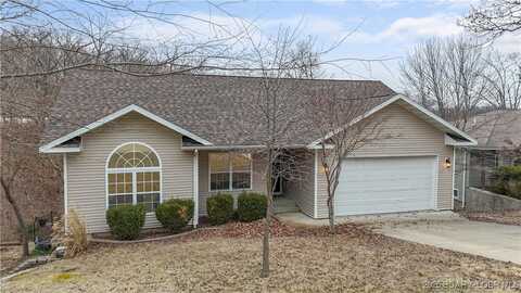 422 Scarsdale Circle, Lake Ozark, MO 65049