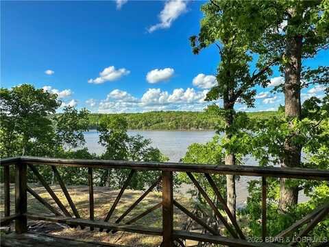 30436 Wild Plum Dr, Edwards, MO 65326