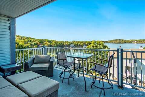 33 Windjammer Drive, Lake Ozark, MO 65049