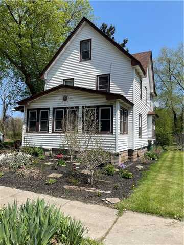 1400 Lake Road, Hamlin, NY 14464