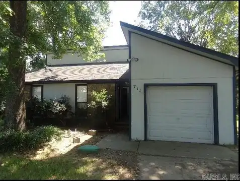 711 Briar Ridge, Jacksonville, AR 72076