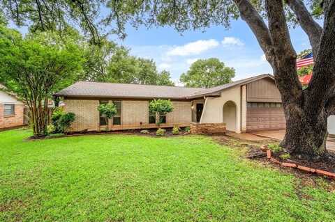2113 Mountainview Drive, Hurst, TX 76054