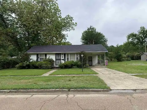 803 Laughrun Dr, Forrest City, AR 72335