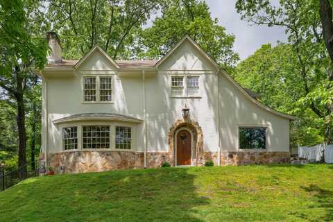 1102 Tinkerbell Lane, Lookout Mountain, GA 30750