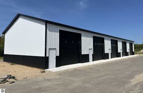 6819 S M-37 #32, KINGSLEY, MI 49649