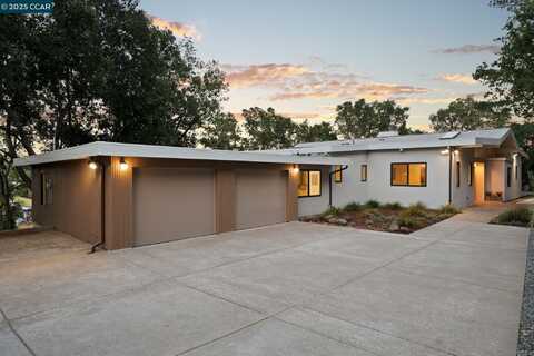 233 Melody Ln, Orinda, CA 94563