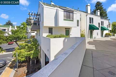 50 Mozden Ln, Pleasant Hill, CA 94523