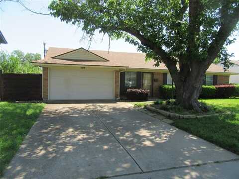 114 Wake Drive, Richardson, TX 75081