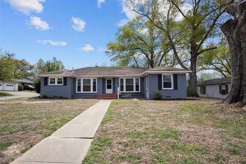 319 E Hubbard Street, Lindale, TX 75771