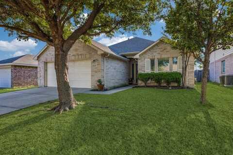 8505 Cactus Flower Drive, Fort Worth, TX 76131