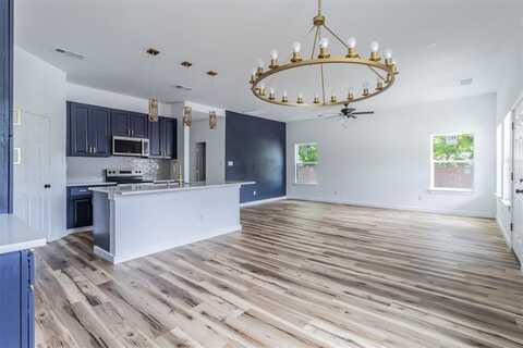 1014 Trinity Street, Cleburne, TX 76031