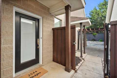 2544 Wedglea Drive, Dallas, TX 75211